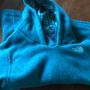 North Face pullover fleece